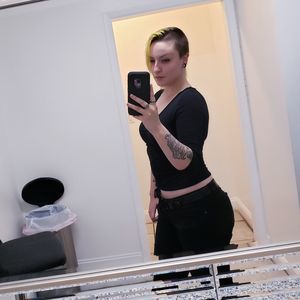 Meet your Posher, Levi